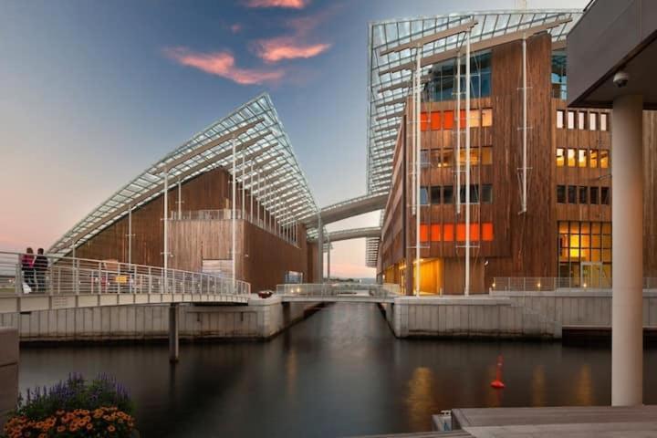 Exclusive Apartment, Sea View To Oslo Fjord, Located On Water In Oslo Center エクステリア 写真